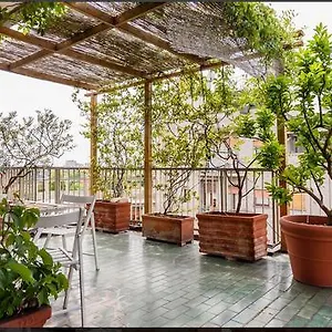 Roof Garden Buonarroti Life Mita , Milano Italia