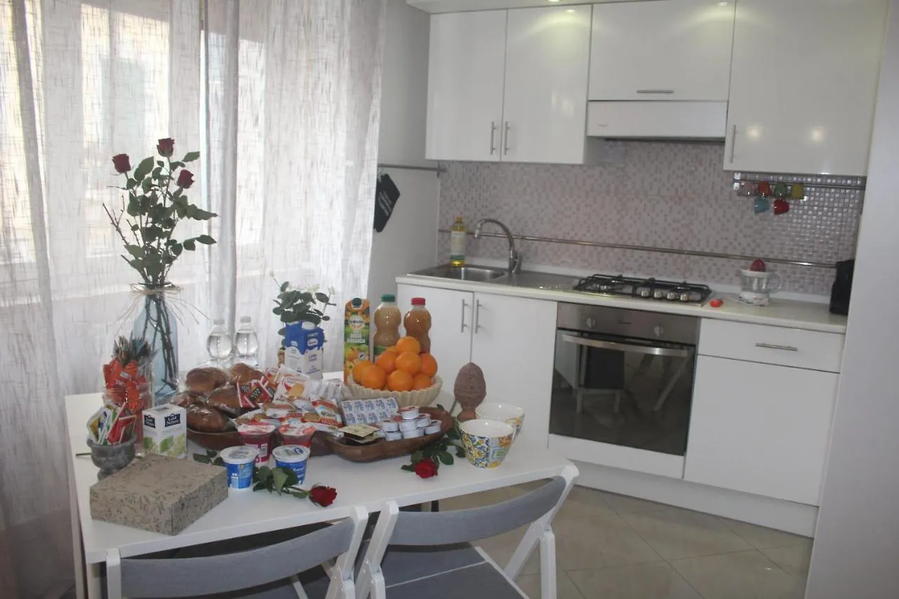 Rosabella Casa Vacanze Bari 0*,  Włochy